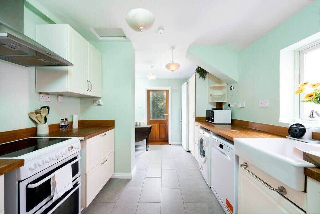 Photo of Kitchen in Stratford