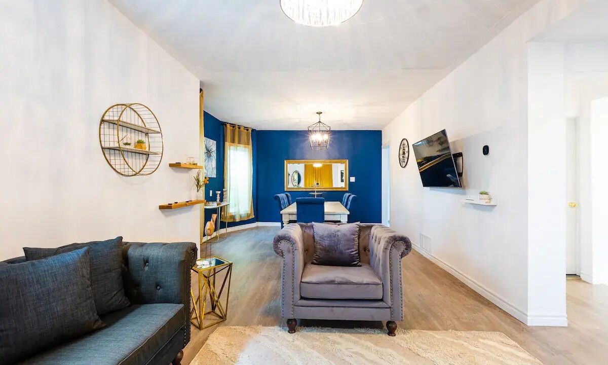 Photo of Livingroom in Niagara Falls