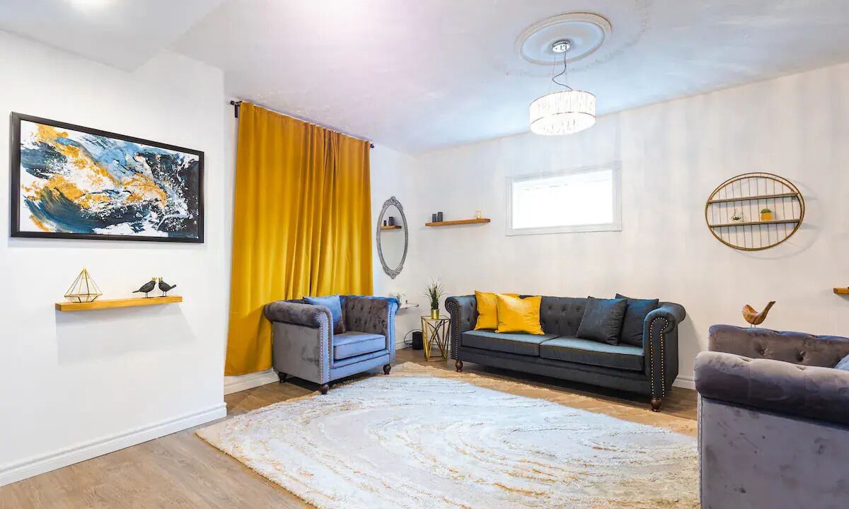 Photo of Livingroom in Niagara Falls