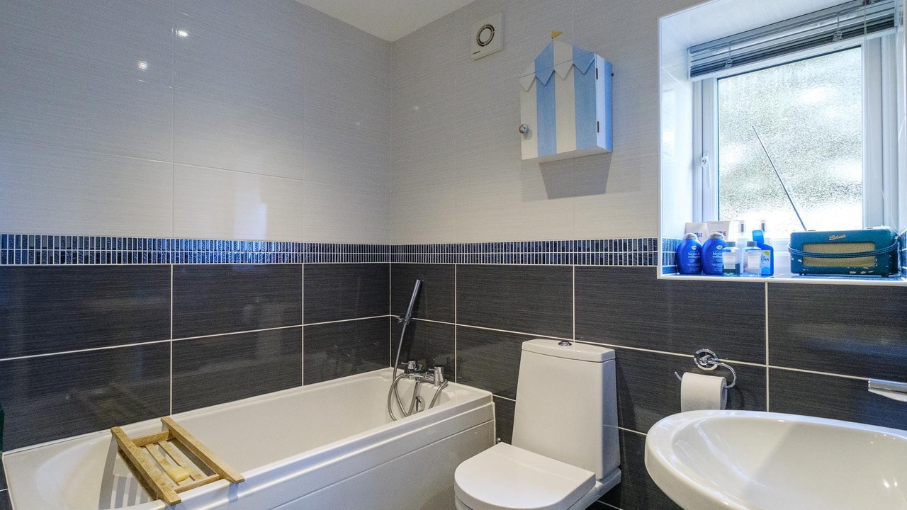 Photo of Bathroom in Thorpeness