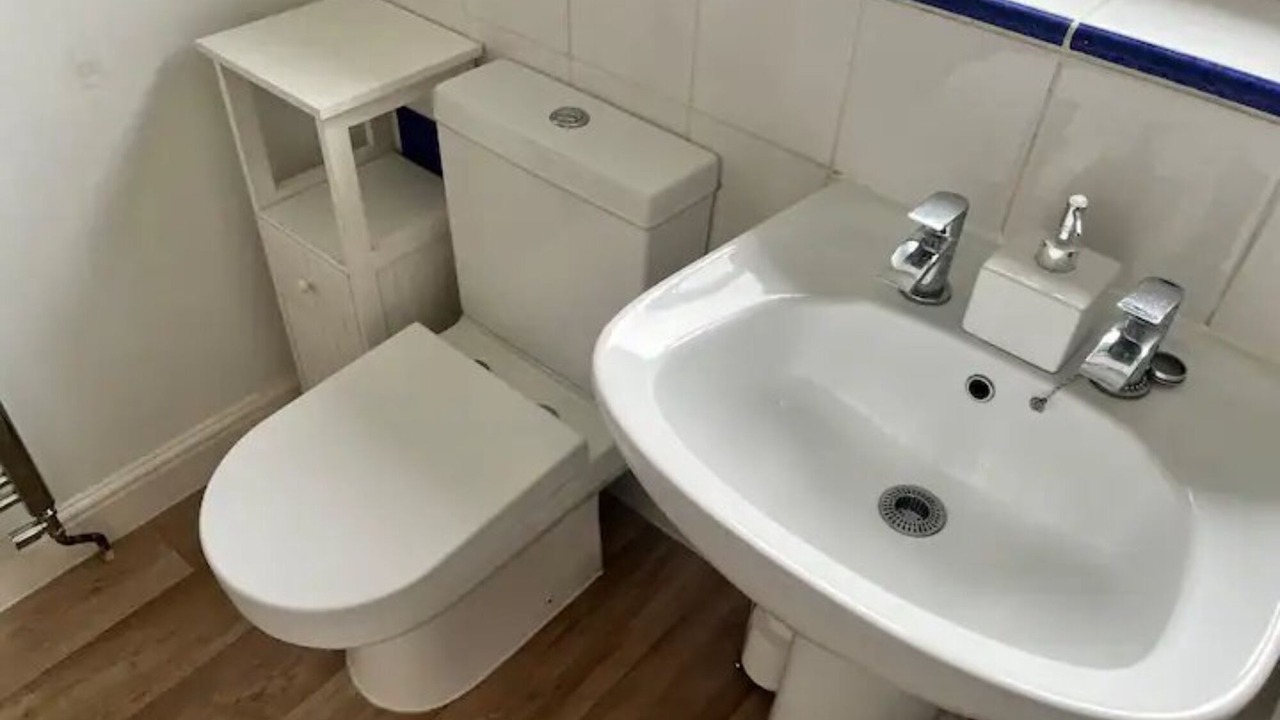 Photo of Bathroom in Borehamwood