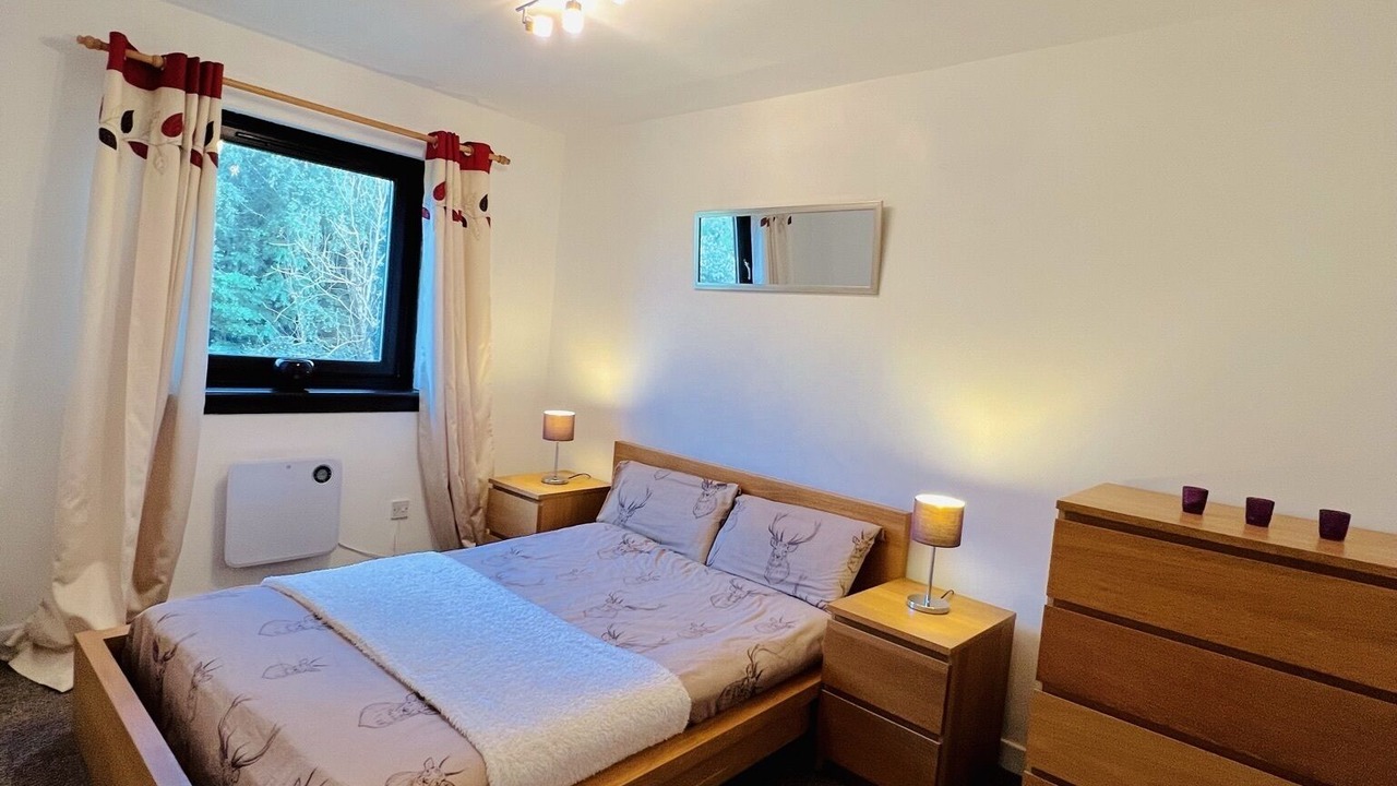 Photo of Bedroom in Springburn