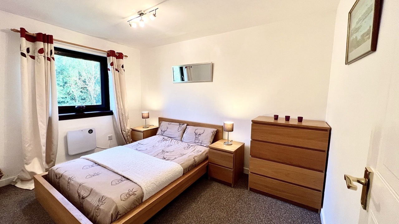 Photo of Bedroom in Springburn