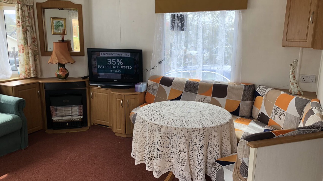 Photo of Livingroom in Cronberry