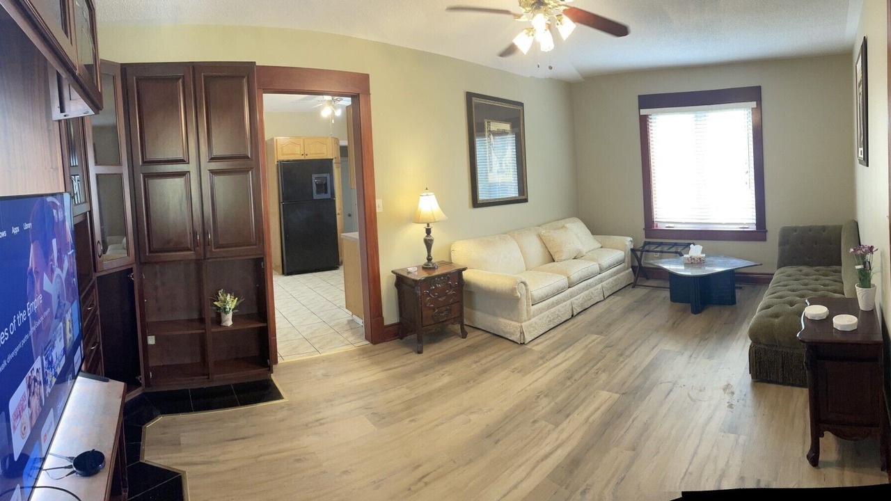 Photo of Livingroom in Niagara Falls