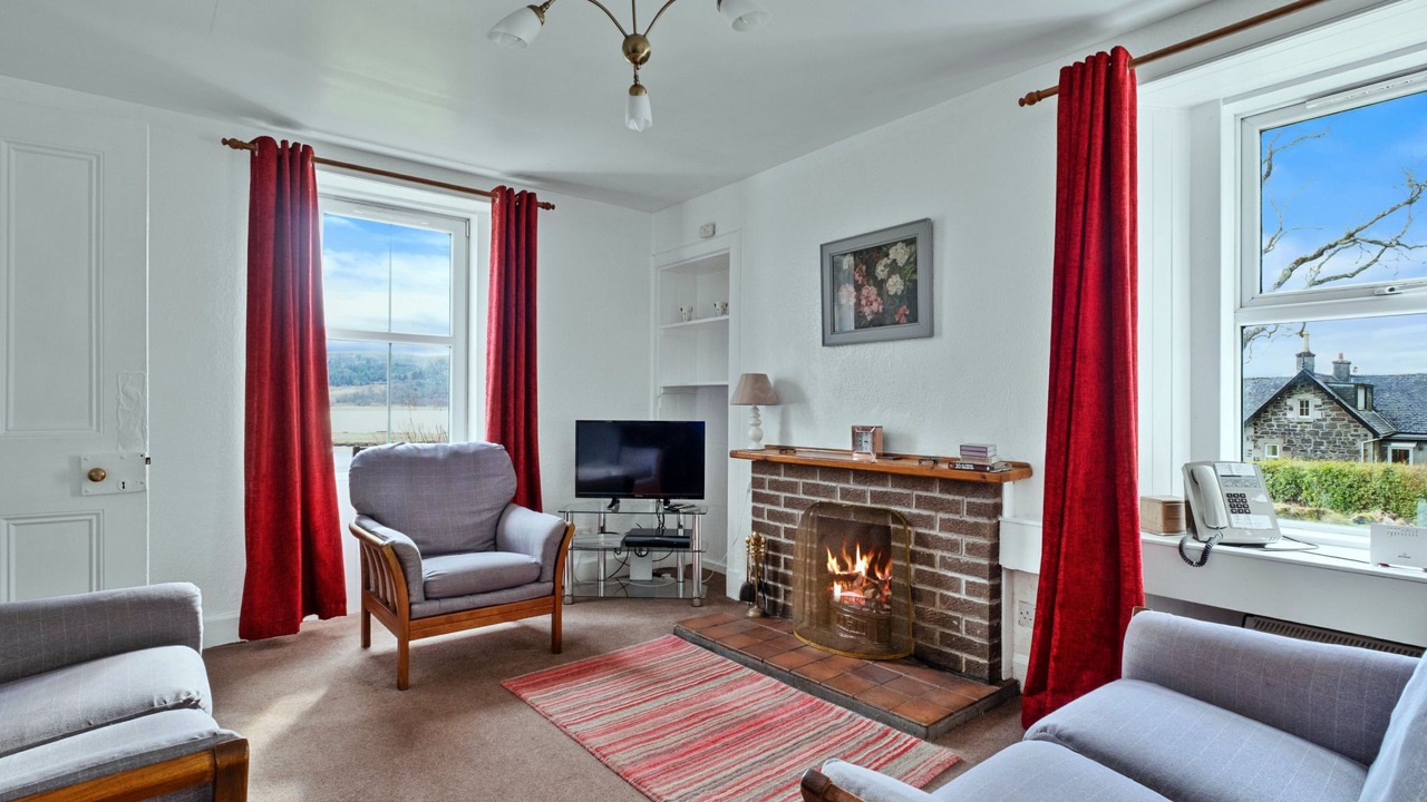 Photo of Livingroom in Lochgilphead