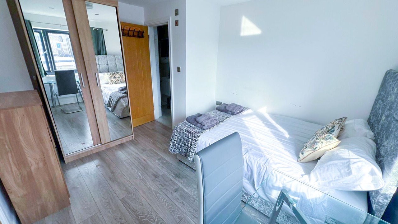 Photo of Bedroom in Redbridge