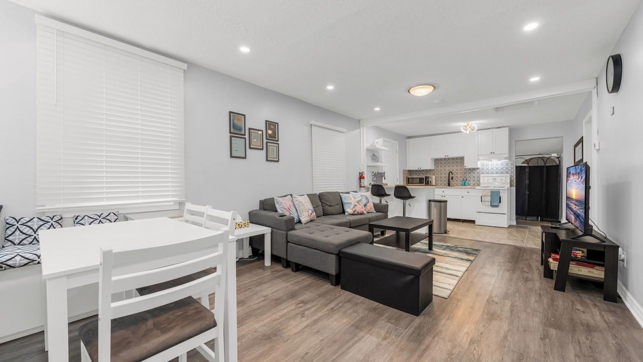 Photo of Livingroom in Crystal Beach