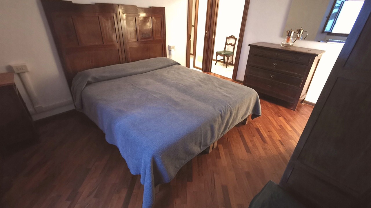 Photo of Bedroom in Gravedona