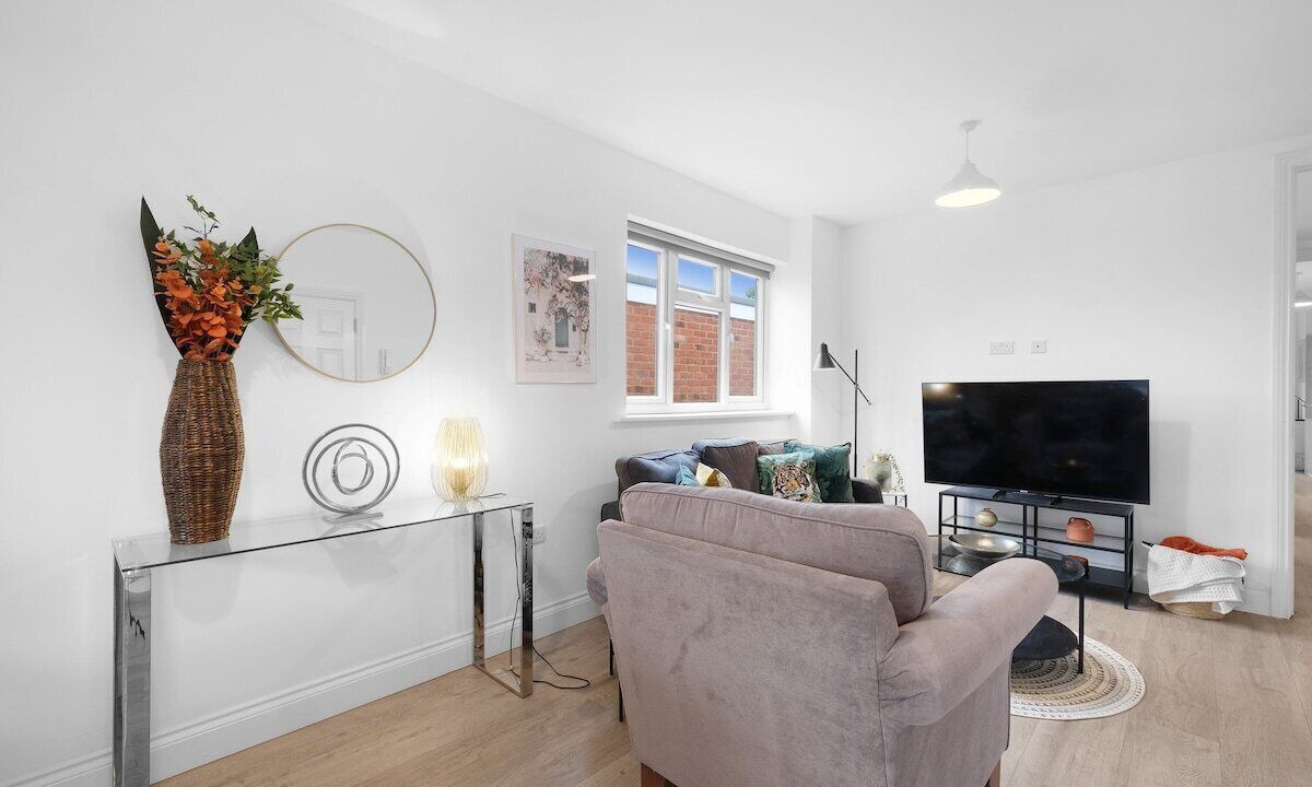 Photo of Livingroom in Borehamwood