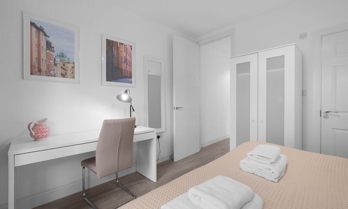 Photo of Bedroom in Borehamwood
