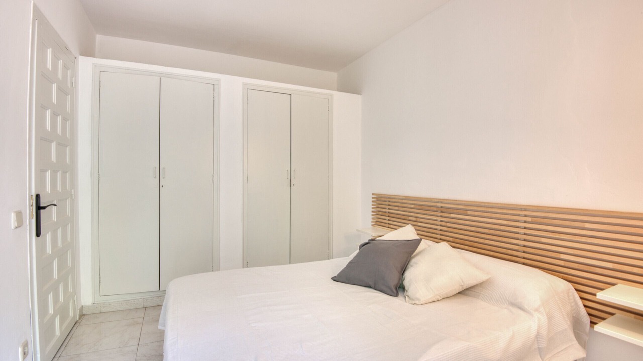 Photo of Bedroom in Pals