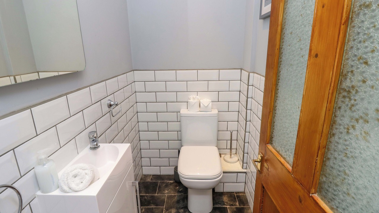 Photo of Bathroom in Godshill
