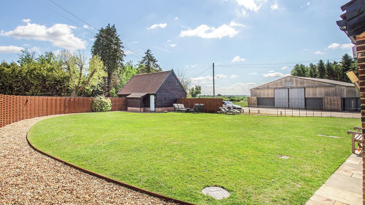 Photo of Outdoor in Hethel
