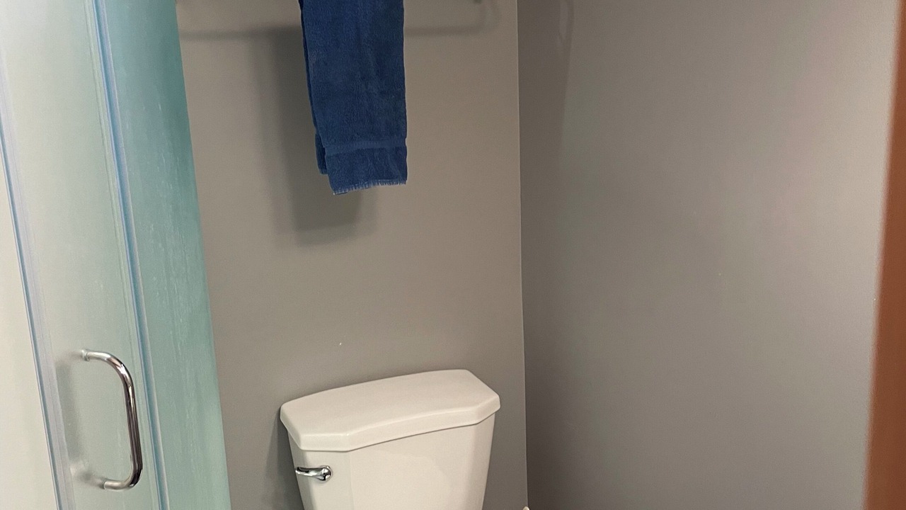 Photo of Bathroom in Armour