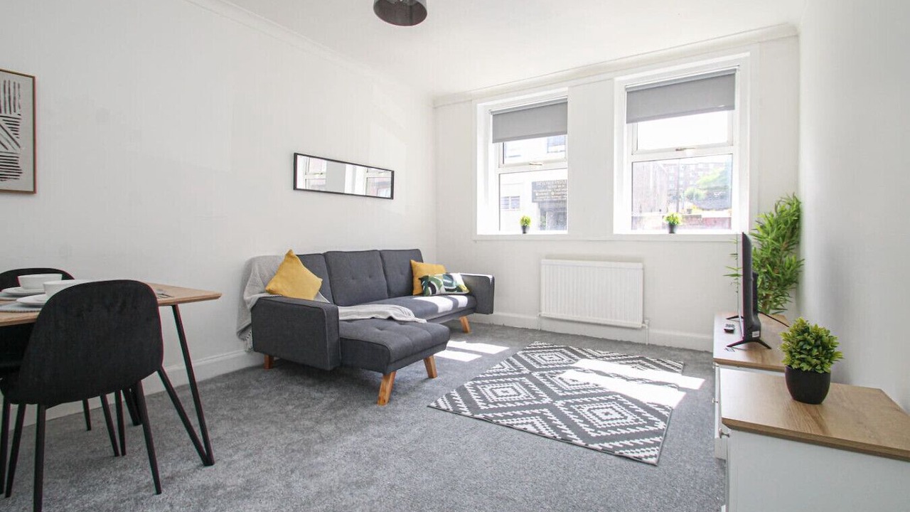 Photo of Livingroom in Greenock