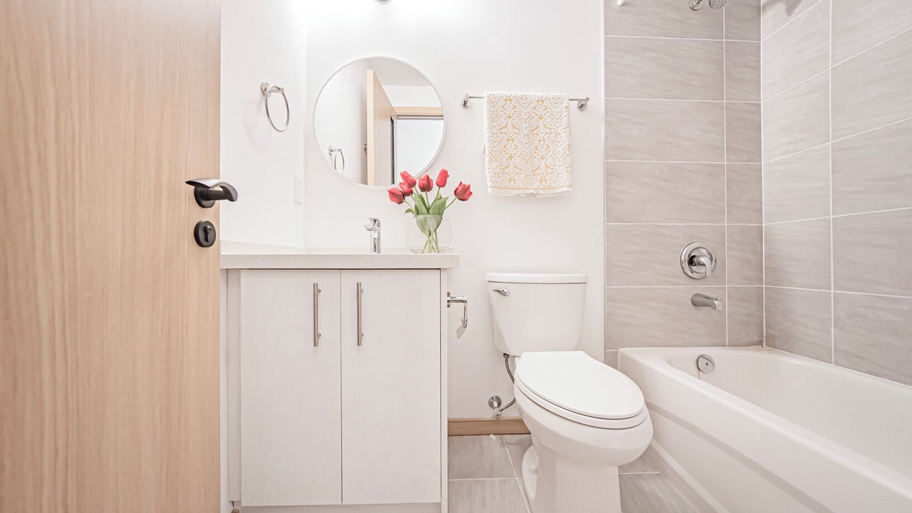 Photo of Bathroom in L'Amoreaux