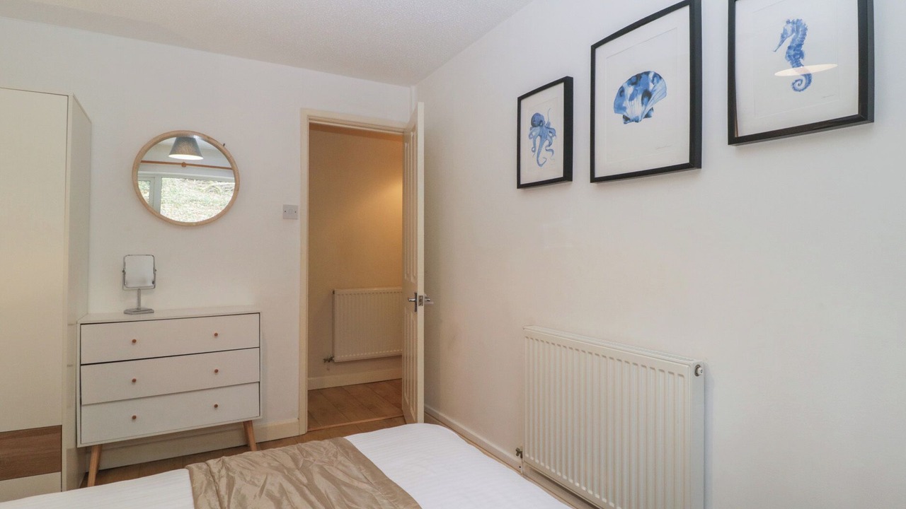 Photo of Bedroom in St. Ann's Chapel