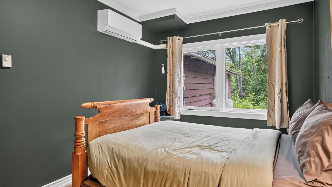Photo of Bedroom in Bobcaygeon