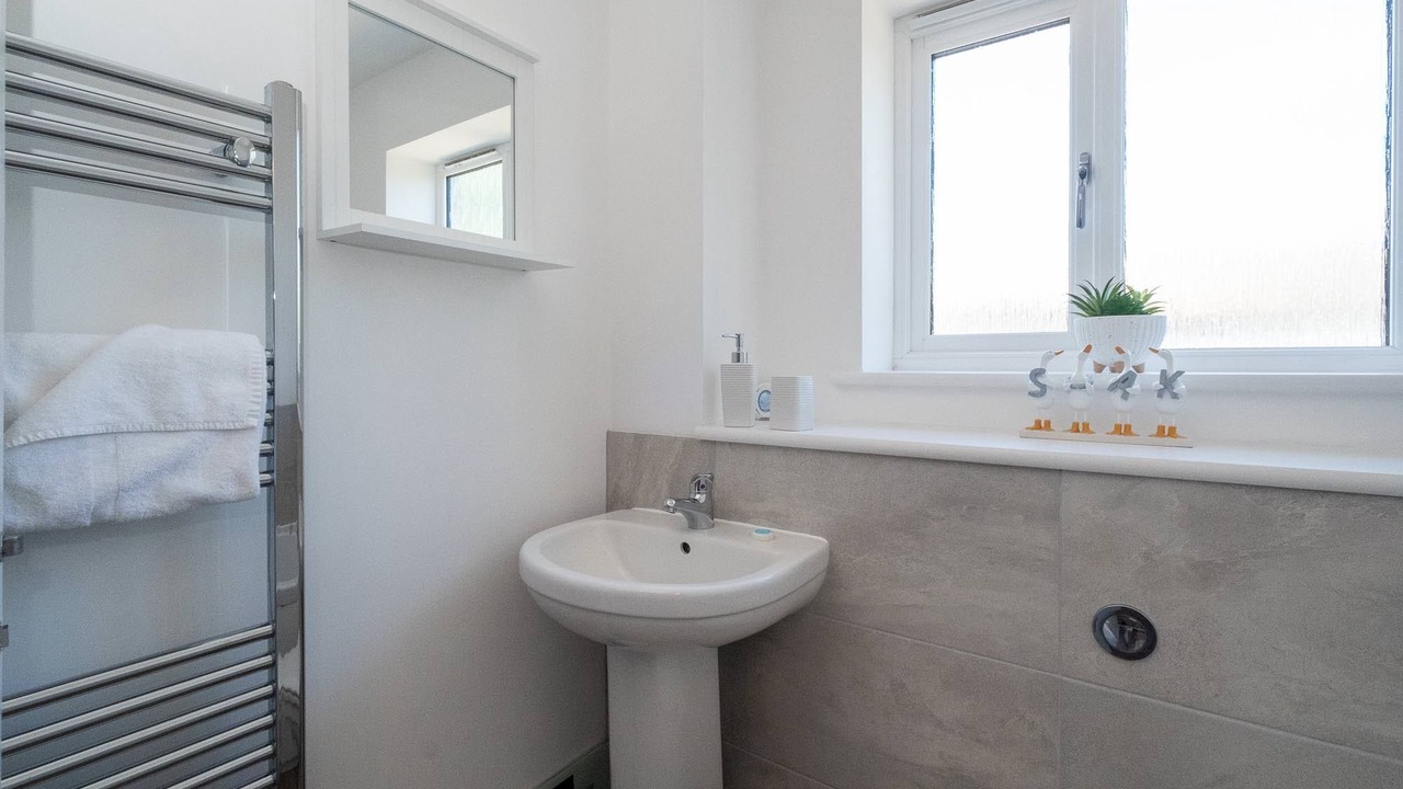 Photo of Bathroom in Knodishall