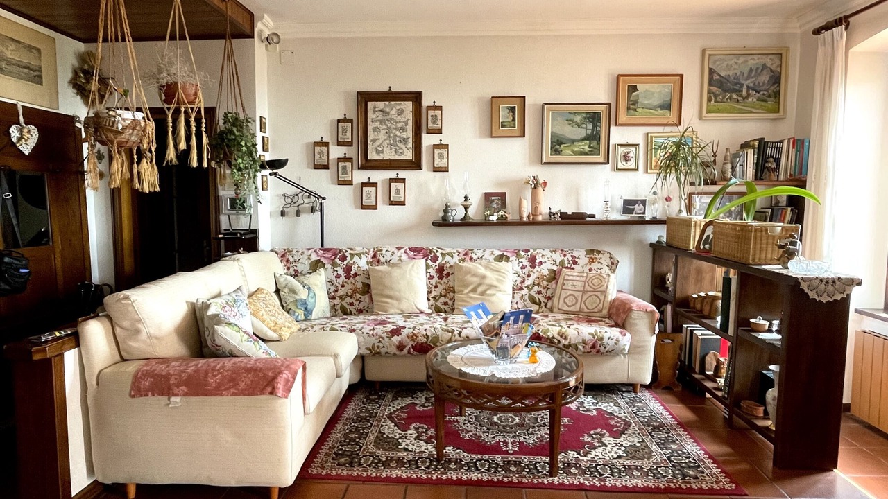 Photo of Livingroom in San Giovanni-Chiadino-Rozzol