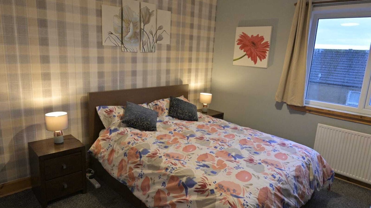 Photo of Bedroom in Saltcoats