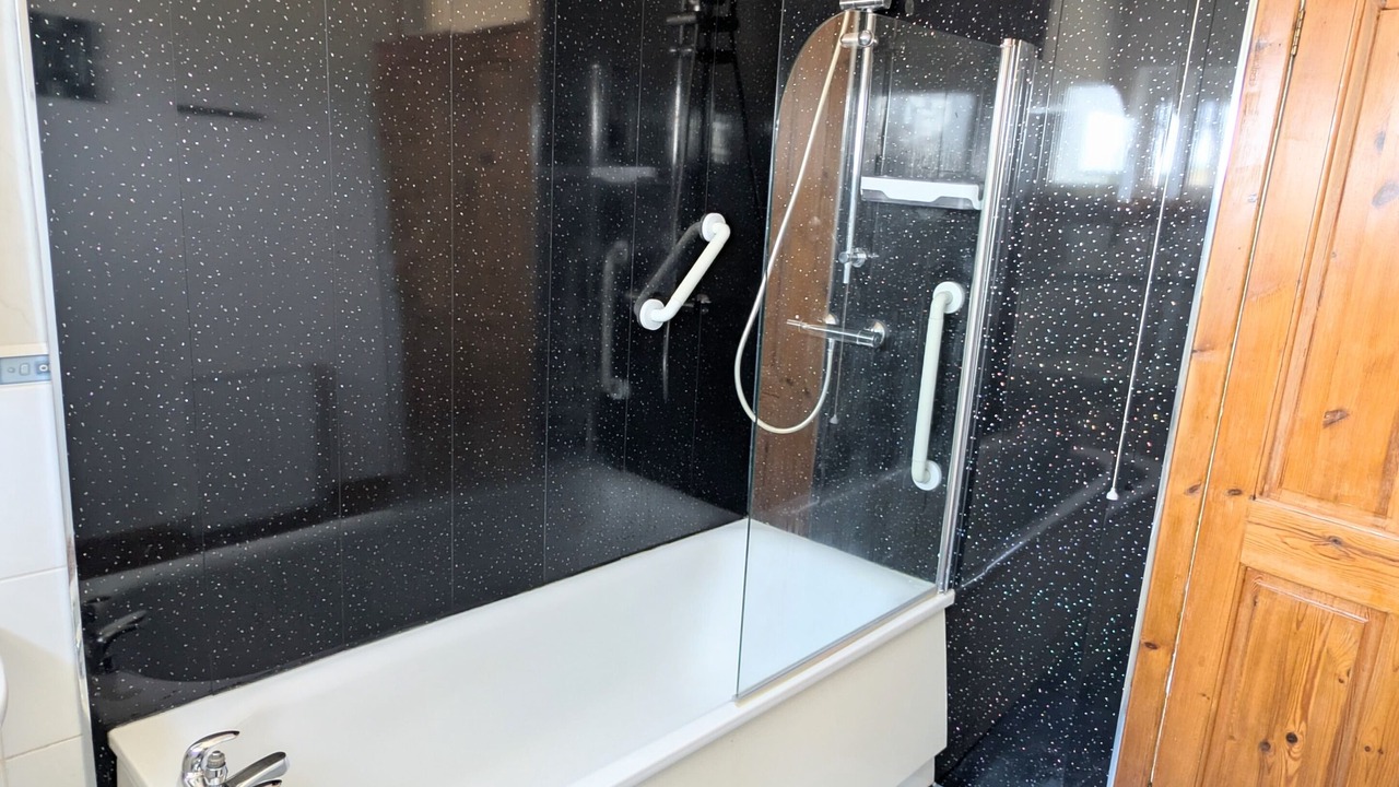 Photo of Bathroom in Saltcoats