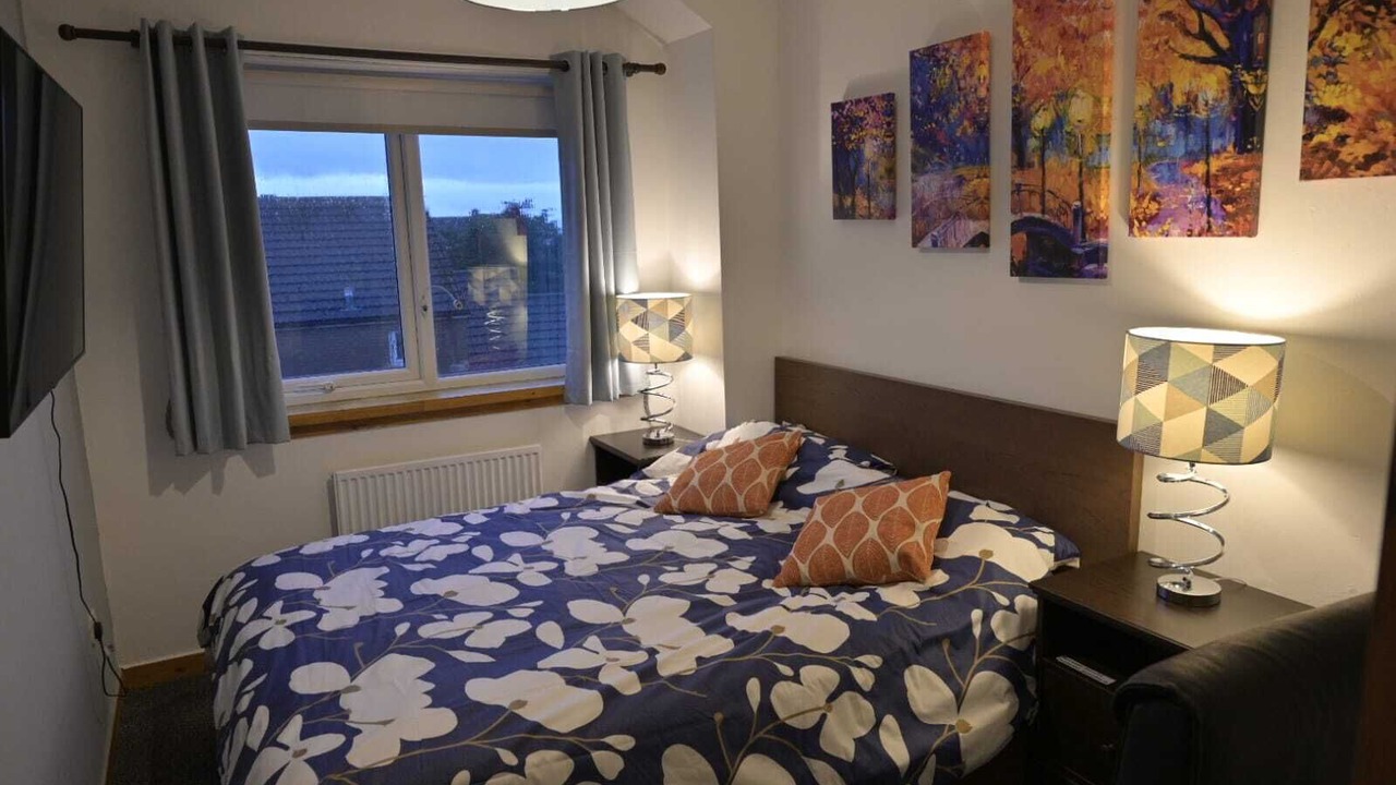 Photo of Bedroom in Saltcoats