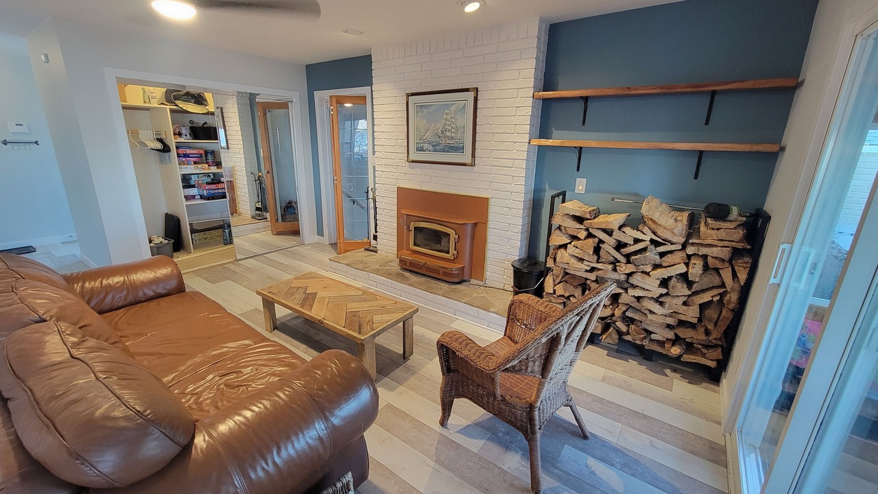 Photo of Livingroom in Leamington
