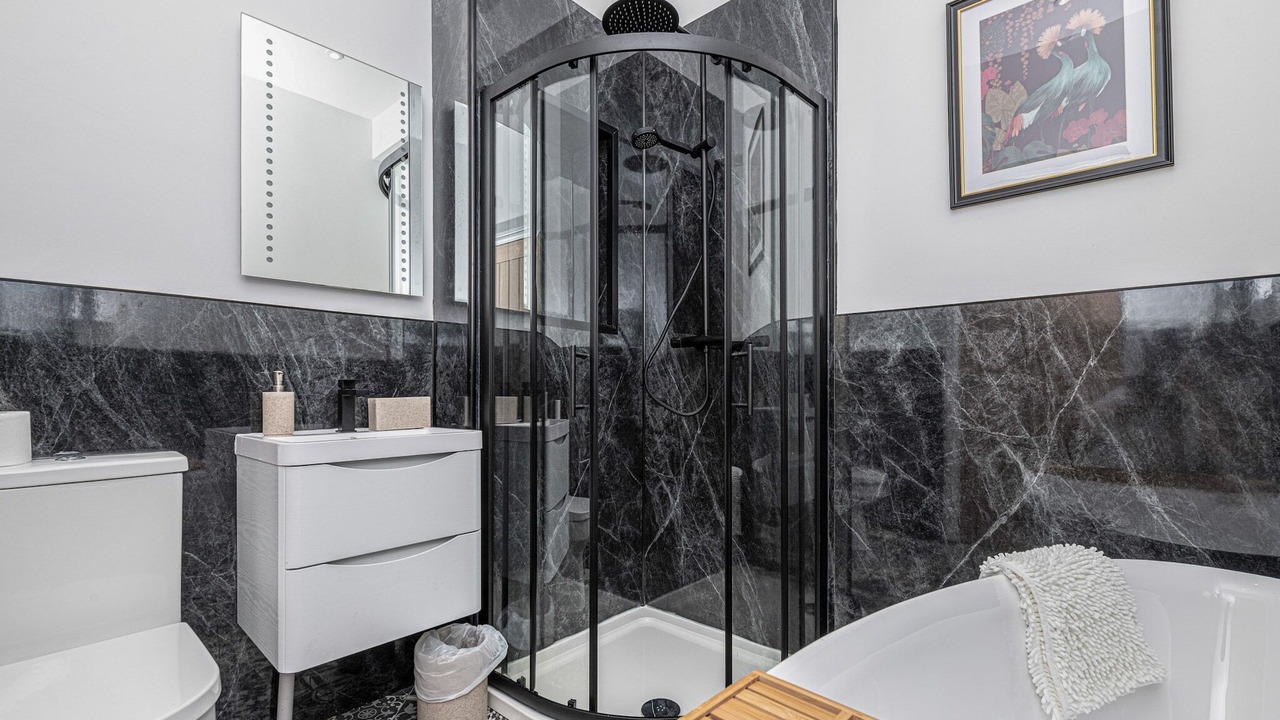 Photo of Bathroom in Rhyd-y-clafdy