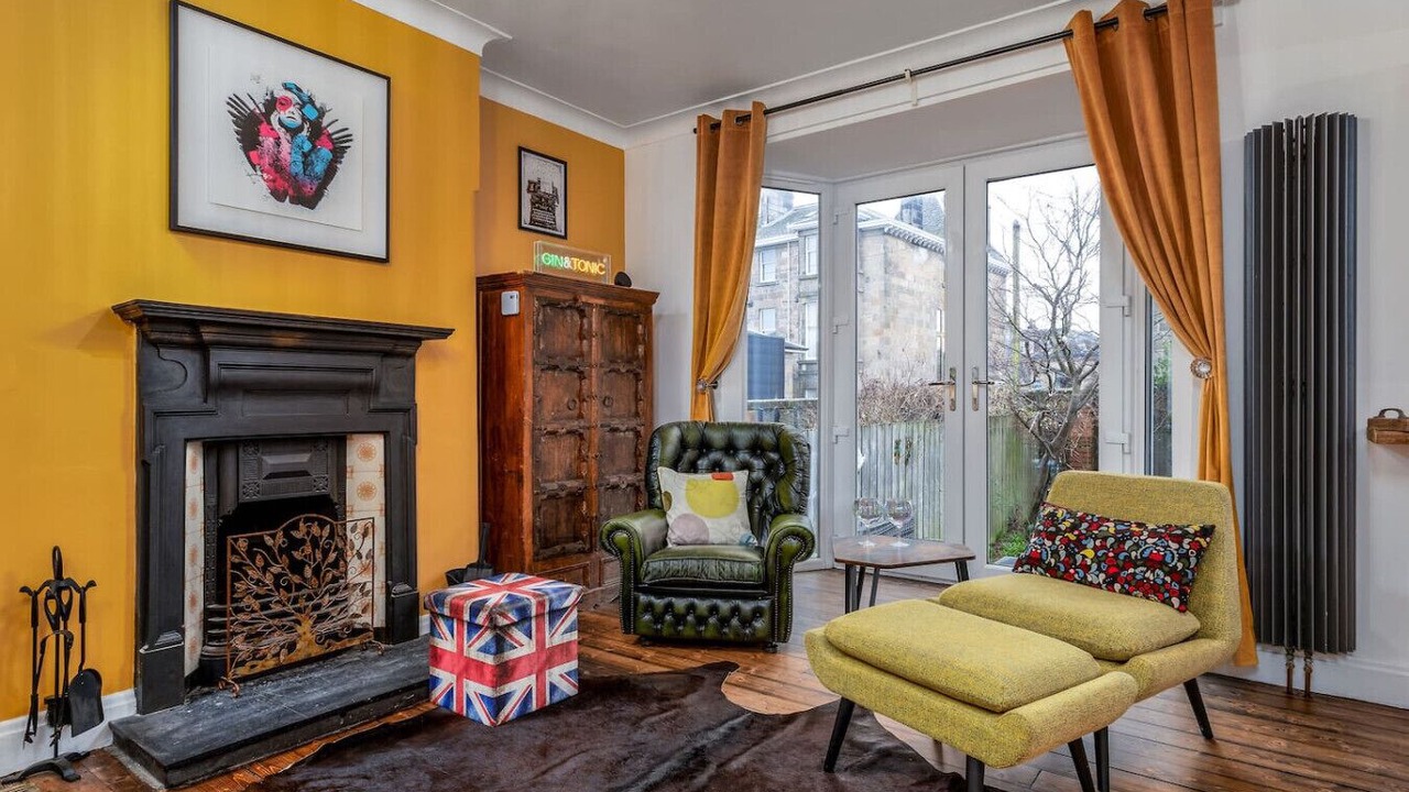 Photo of Livingroom in North West