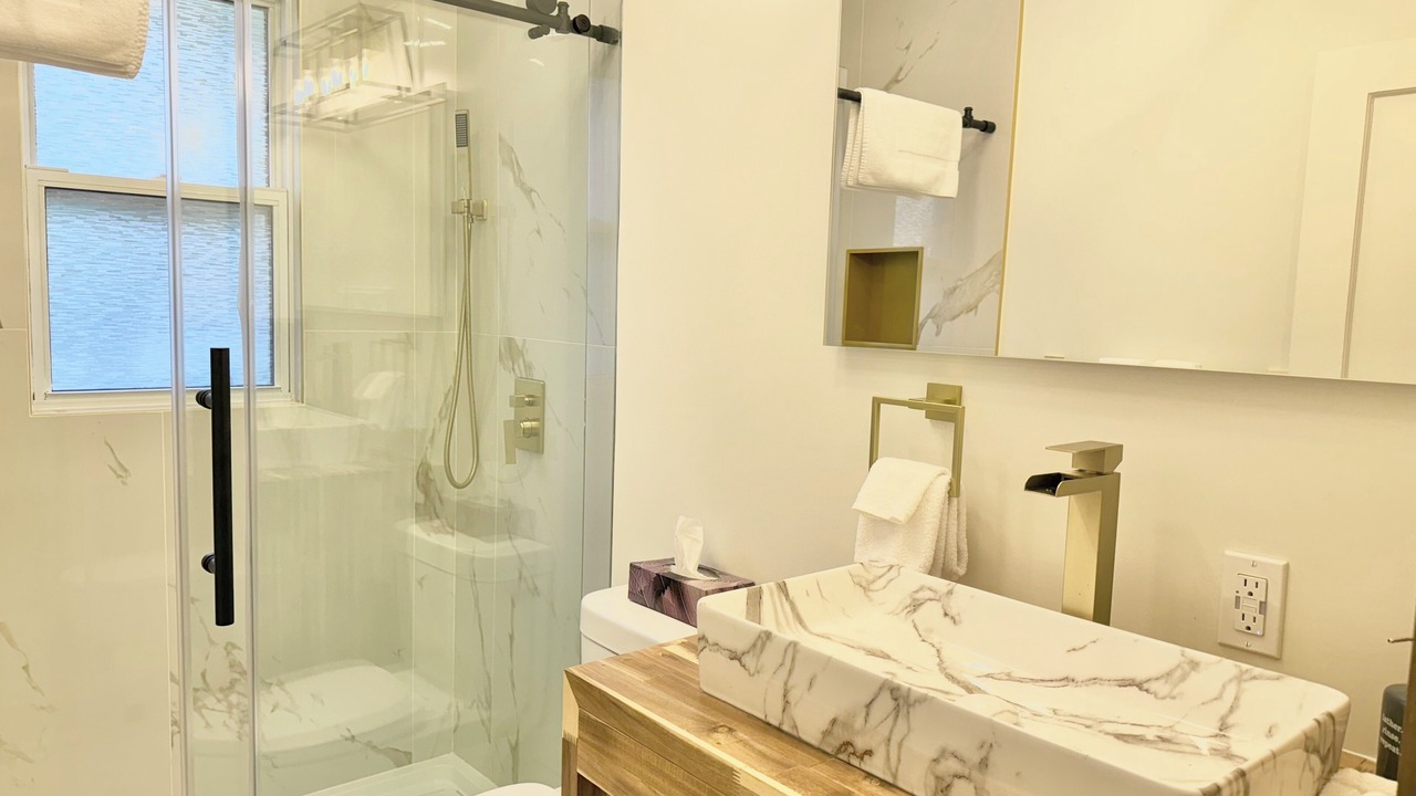 Photo of Bathroom in Thunder Bay