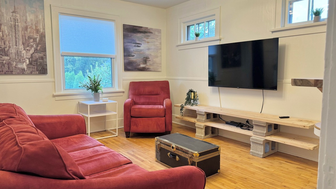 Photo of Livingroom in Thunder Bay