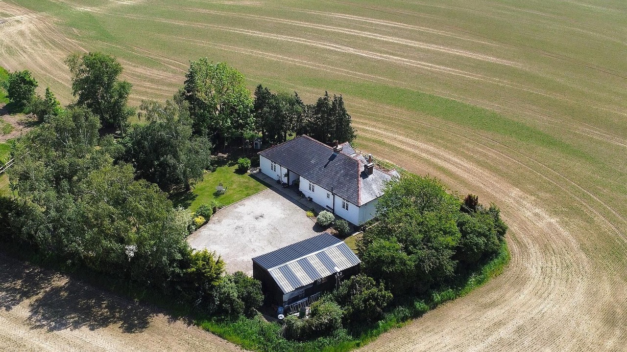 Photo of Outdoor in Abbess Roding