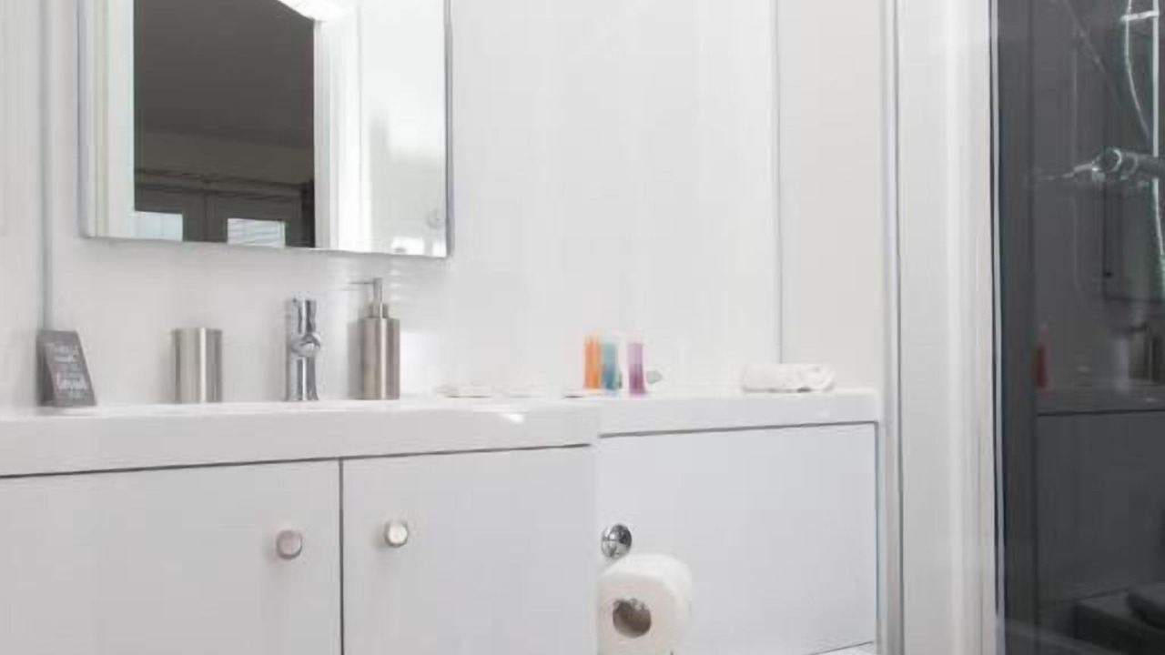 Photo of Bathroom in Duloch