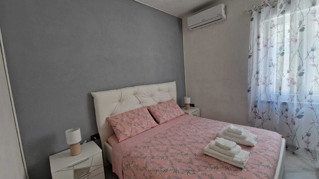 Photo of Bedroom in La Maddalena