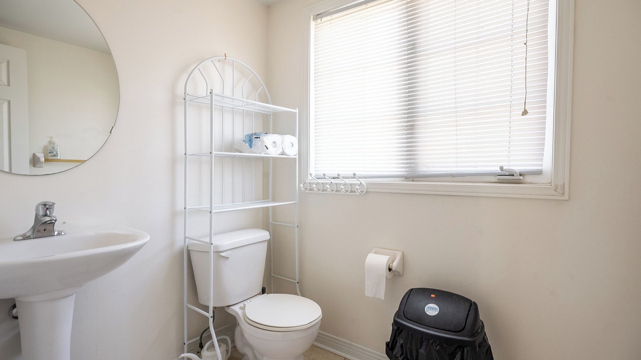 Photo of Bathroom in Clairlea - Birchmount