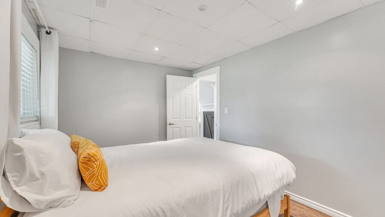Photo of Bedroom in Kawartha Lakes