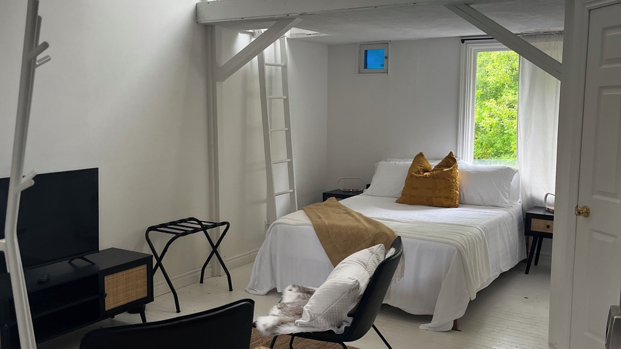 Photo of Bedroom in Elora