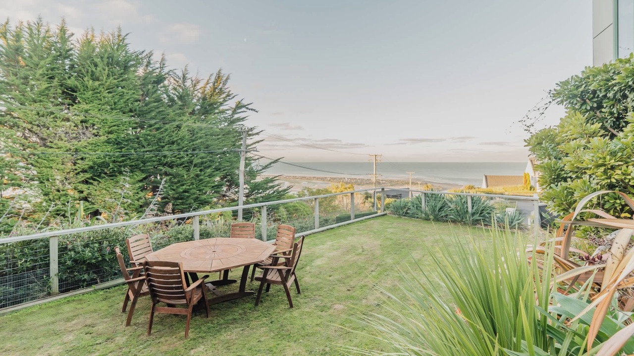 Photo of Outdoor in Redcliffs