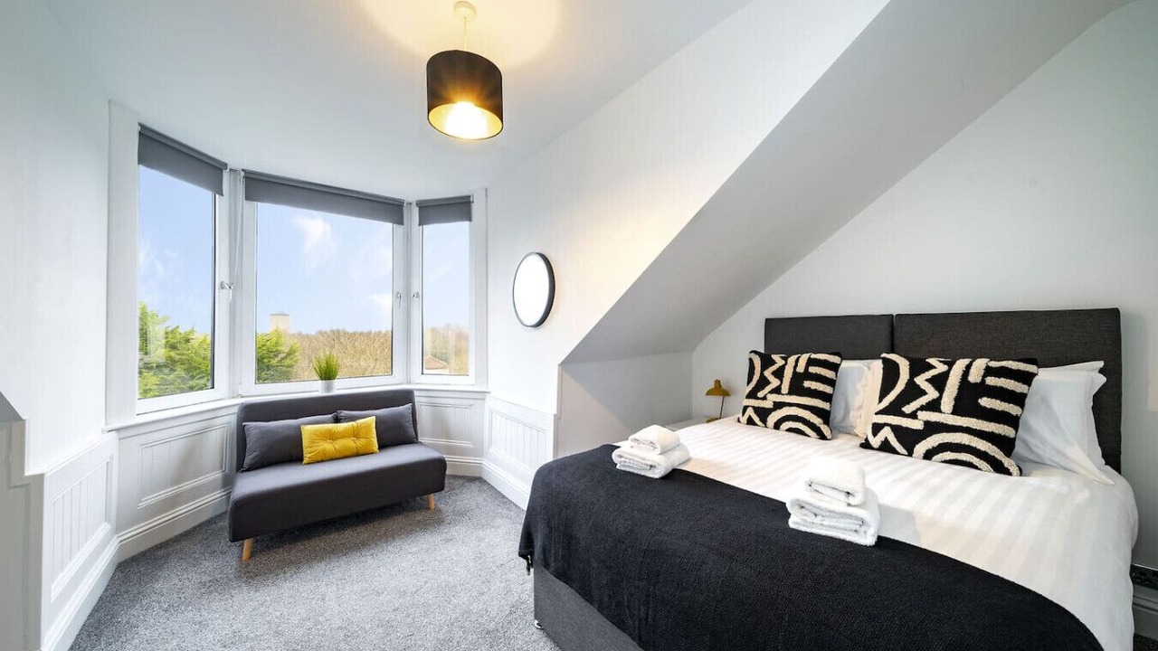 Photo of Bedroom in Paisley