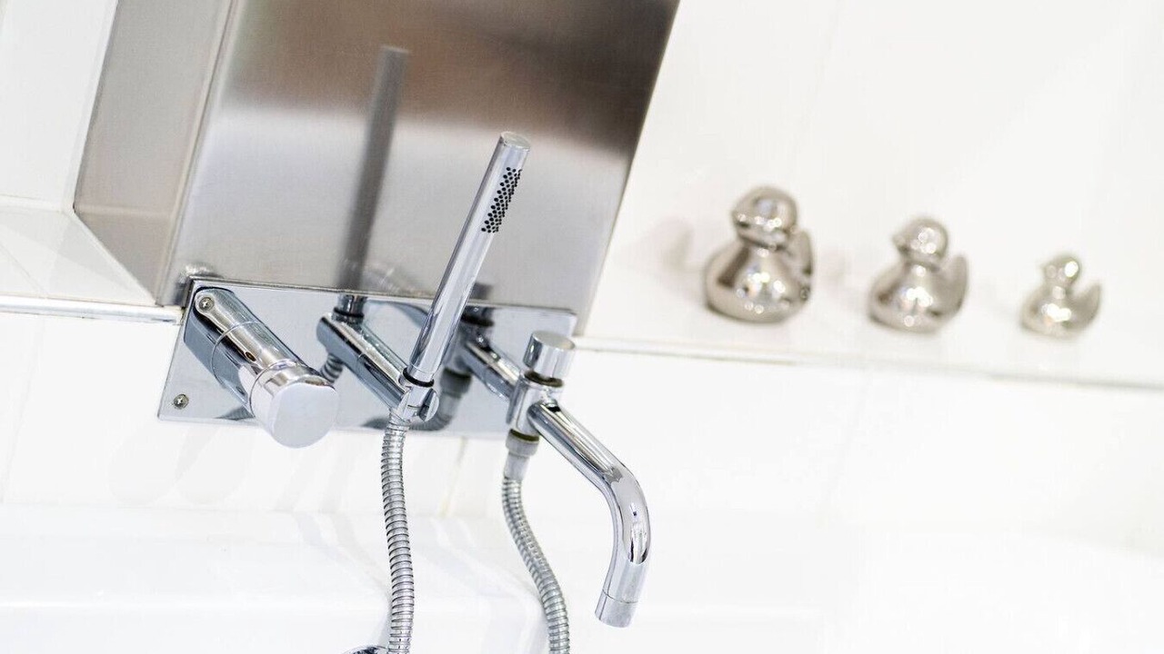 Photo of Bathroom in Paisley