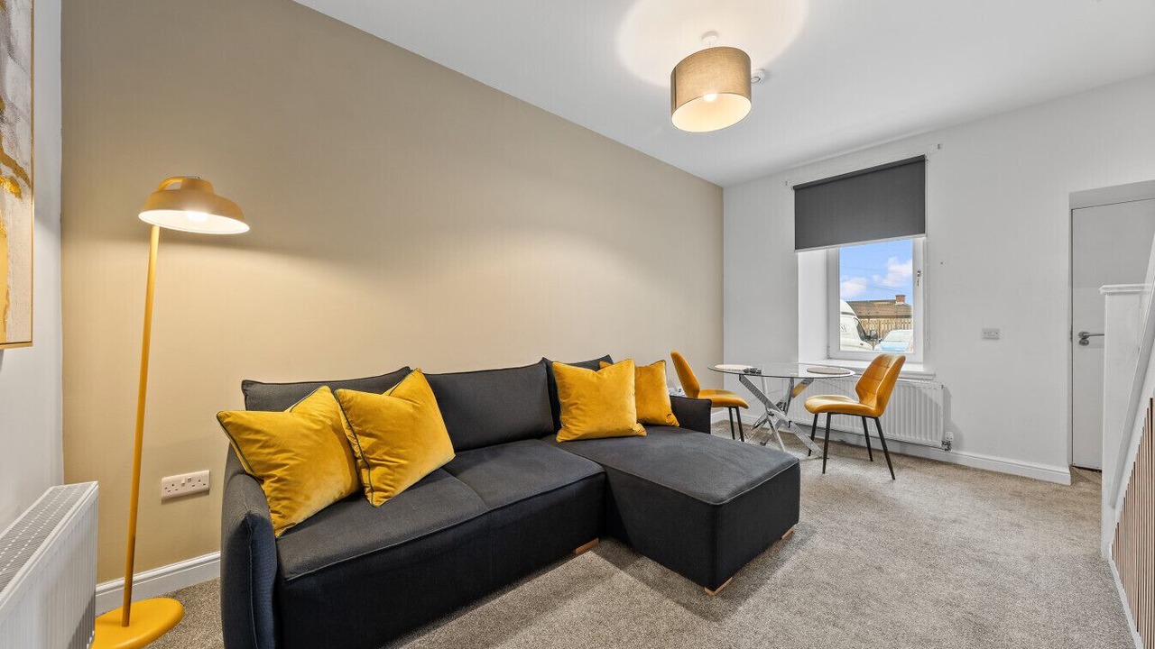 Photo of Livingroom in Airdrie