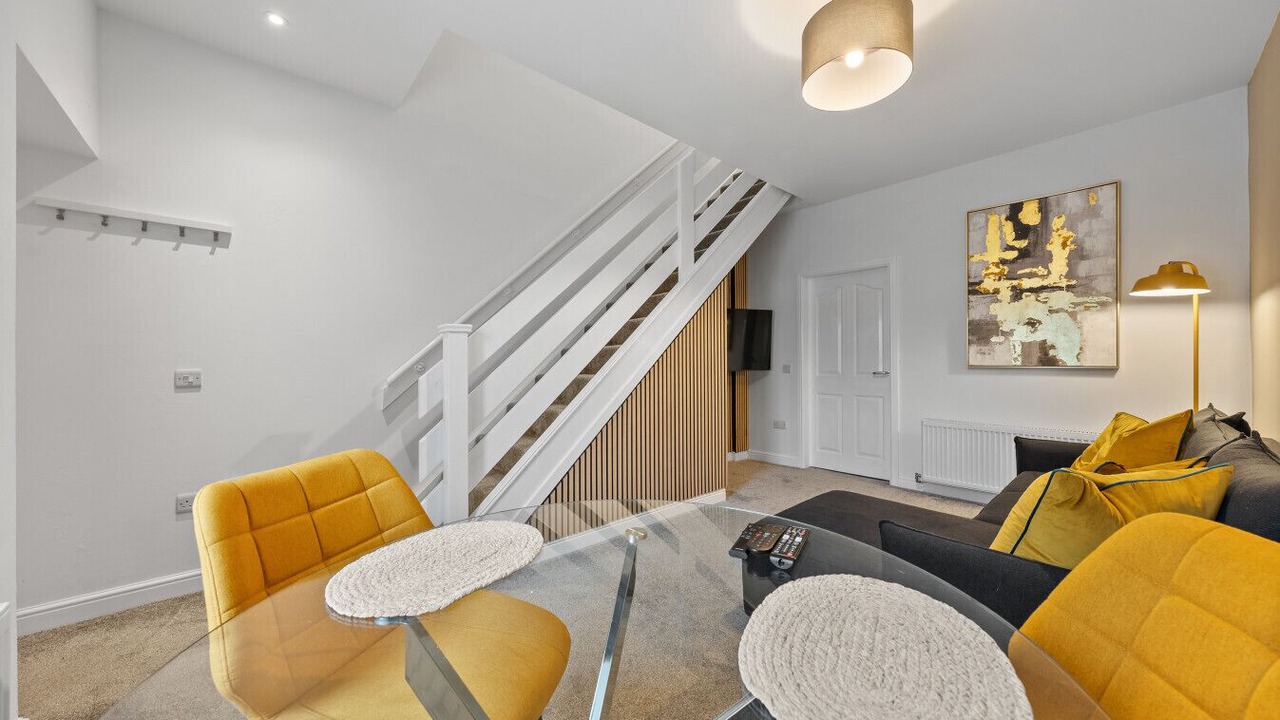 Photo of Livingroom in Airdrie