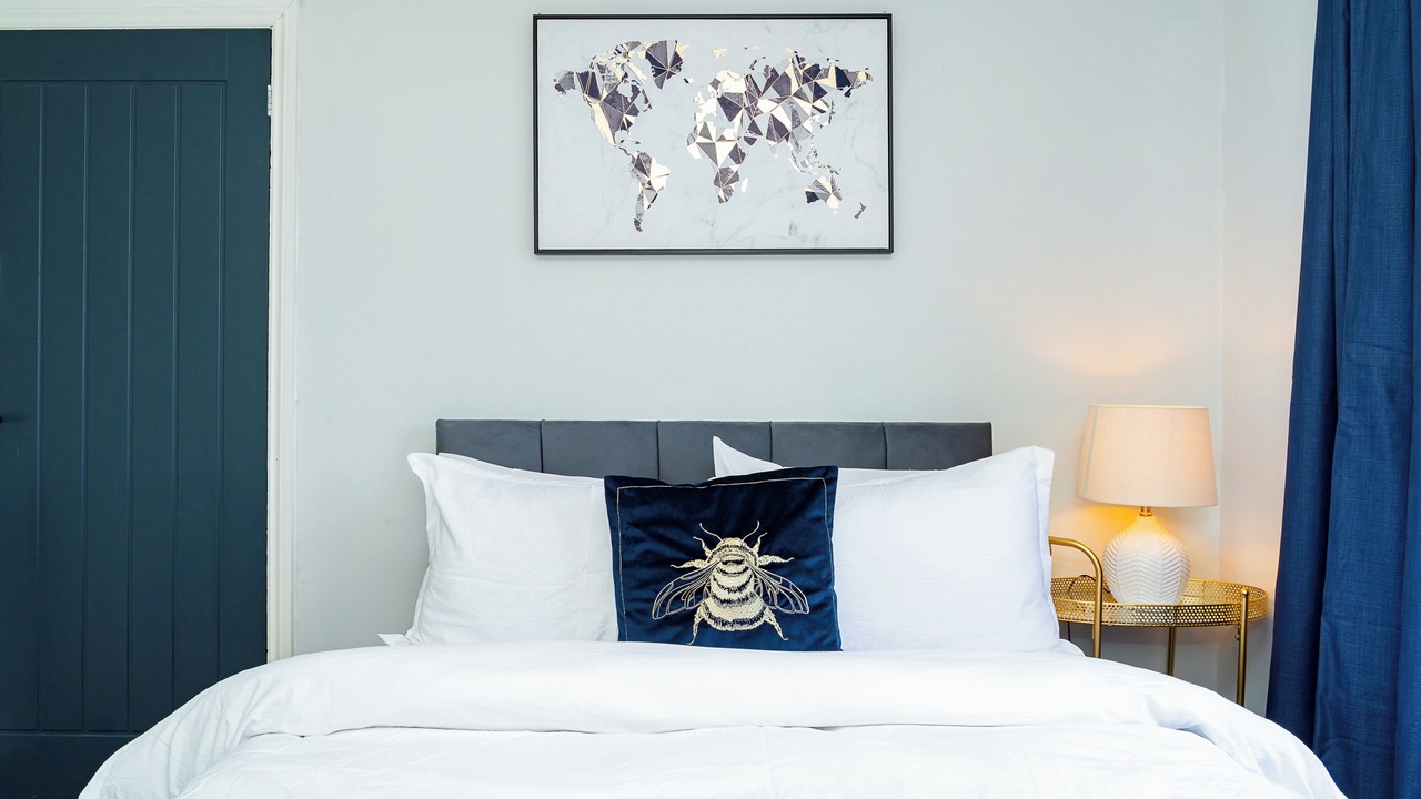 Photo of Bedroom in Longcroft