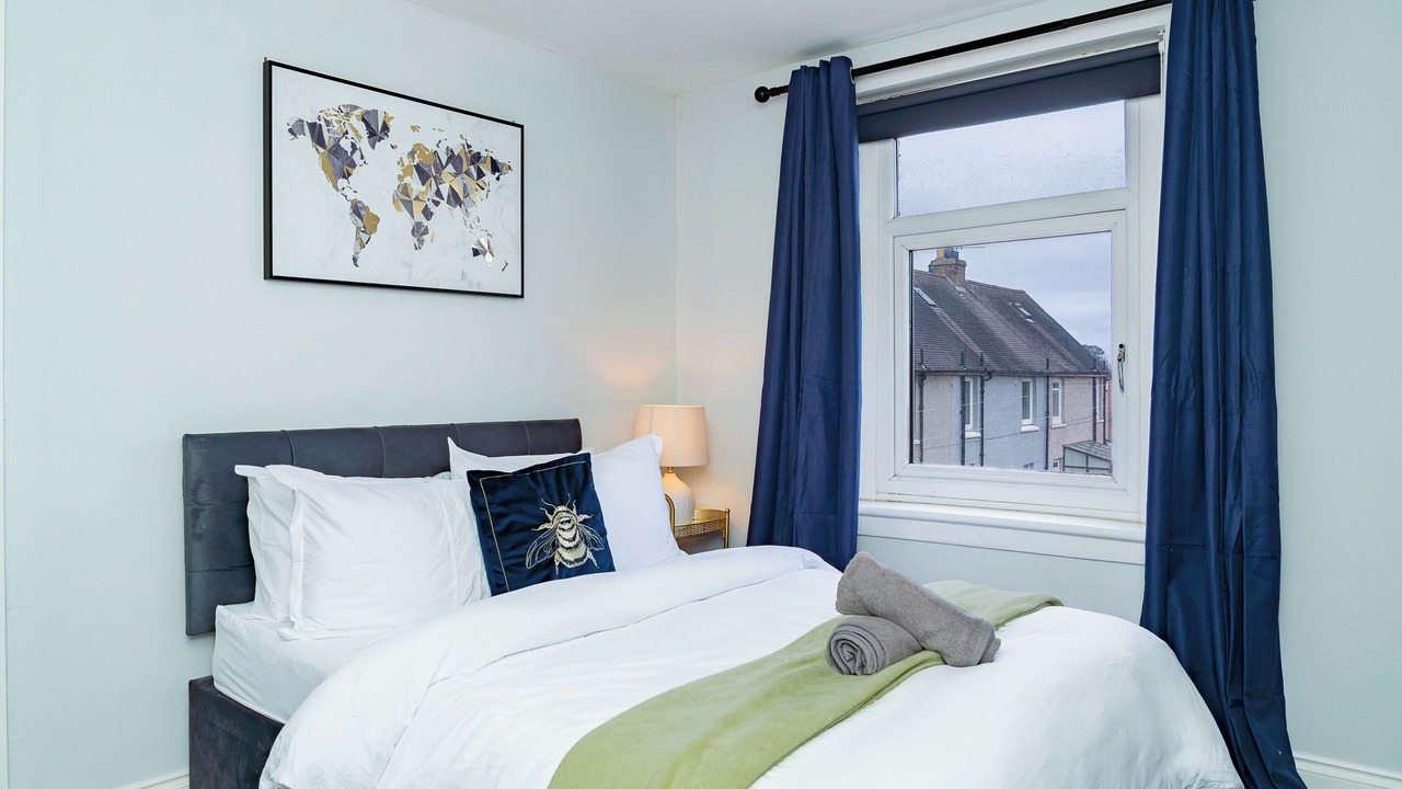Photo of Bedroom in Longcroft