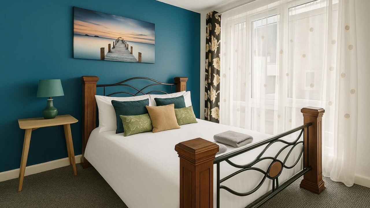 Photo of Bedroom in Bromley North