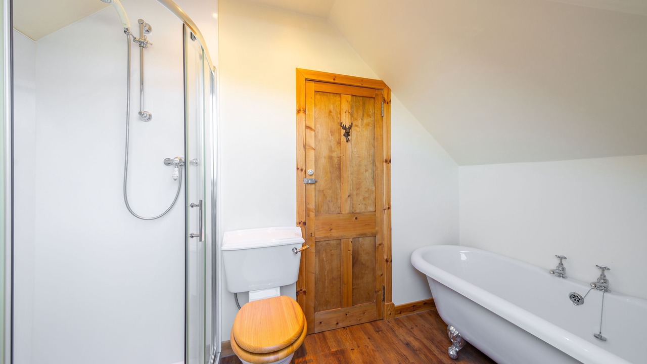 Photo of Bathroom in Lochearnhead