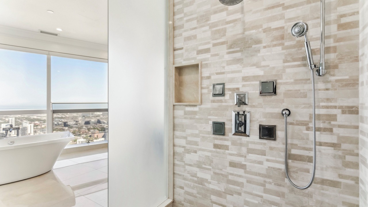 Photo of Bathroom in Bay Street Corridor