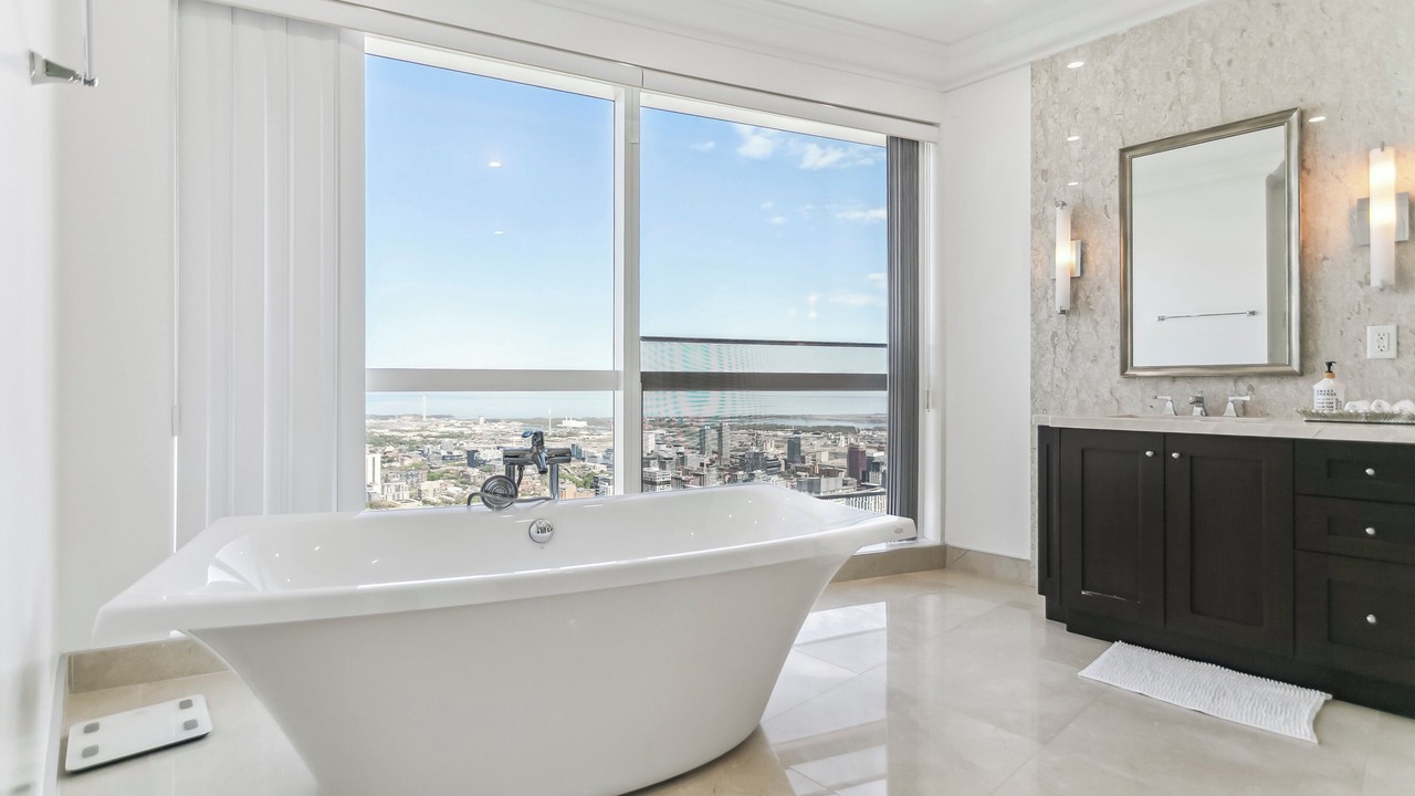 Photo of Bathroom in Bay Street Corridor